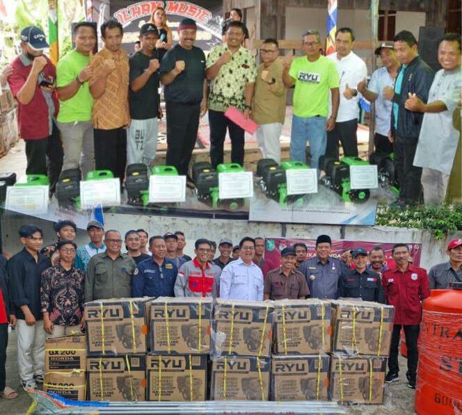 
					Pemkab Kukar Capai Target Program 25 Ribu Nelayan Produktif