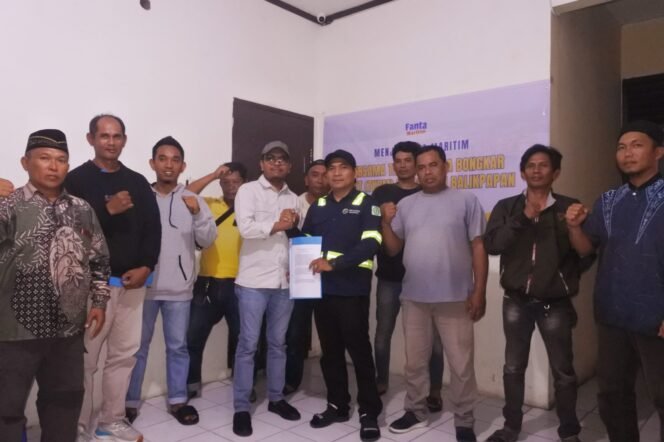 
					Foto bersama usai agenda Menjala Asa Maritim di Balikpapan/ Foto: HO