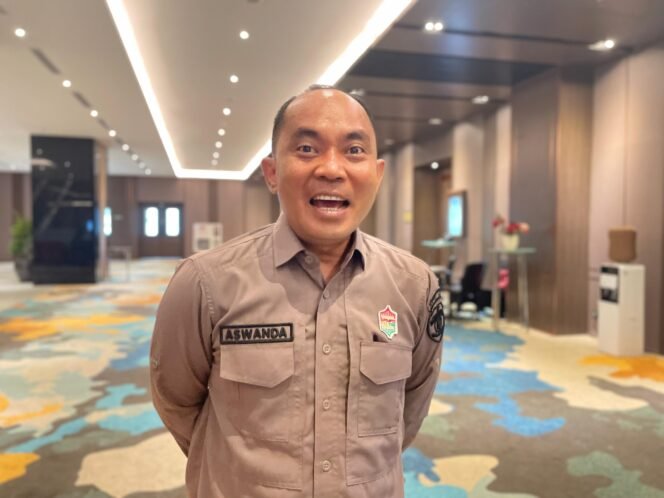 
					Kepala Bidang Pembangunan Desa dan Kawasan Perdesaan DPMPD Provinsi Kaltim, Aswanda/Foto: Fasenews.id