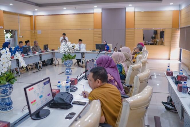 
					Potret kegiatan Benchmarking yang dihadiri DPMPD Kaltim di Bandung, Jawa Barat/Foto: HO