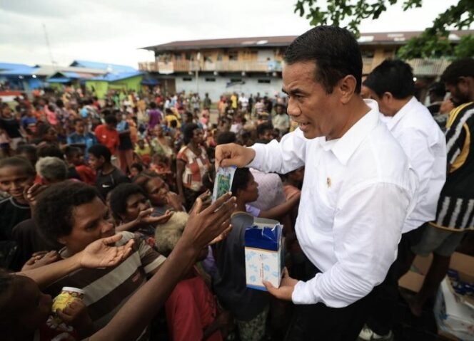 
					Menteri Pertanian Amran Sulaiman/ Foto: IG @a.amran_sulaiman