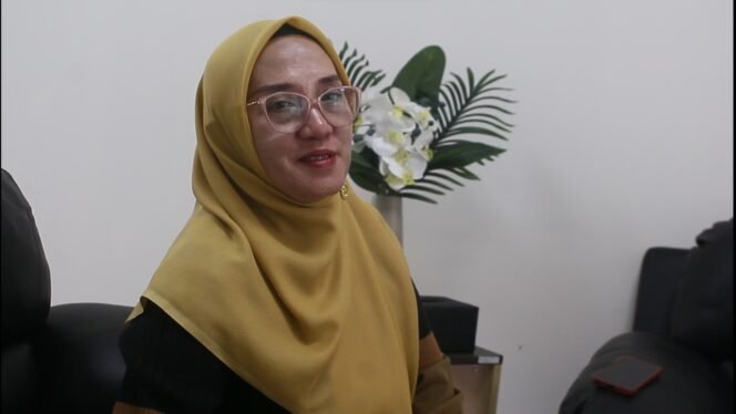 
					Eka Kurniati, Sekretaris DPMPD Kaltim/ Foto: fasenews.id