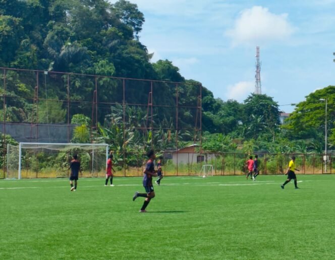 
					Suasana Ujicoba Tim Sepakbla Kaltim melawan Borneo FC Junior beberapa waktu lalu/ Foto: Fasenews.id