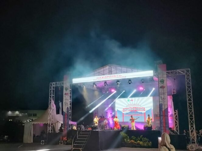 
					Lomba festival band dalam Rangkaian Pekan Raya Pemuda Kaltim 2024/ Foto: Fasenews.id