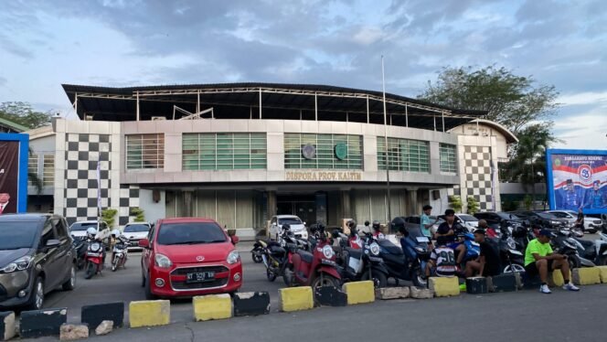 
					Kantor Lama Dispora Kaltim di Kawasan GOR Kadrie Oening Samarinda/FASENEWS.ID