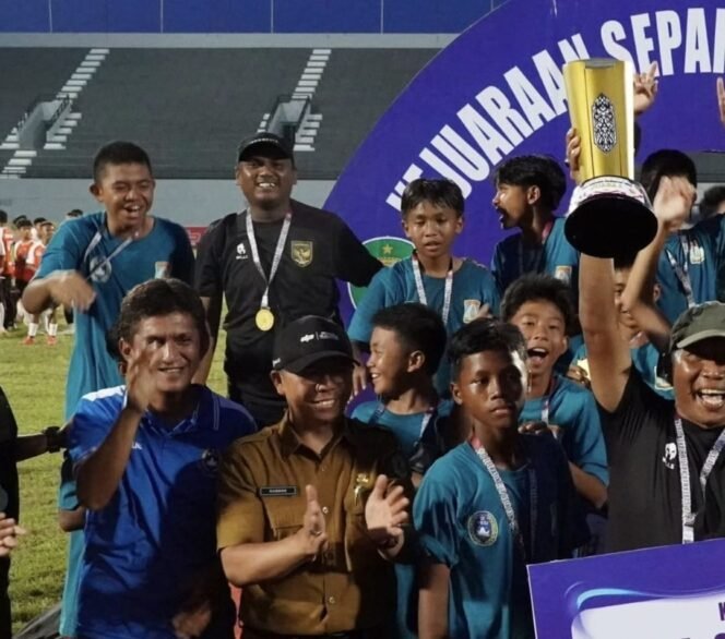 
					Balikpapan Allstar U-13 raih juara pertama di Piala Gubernur Kaltim 2024 U-13/ Foto: Instagram @pialagubkaltim