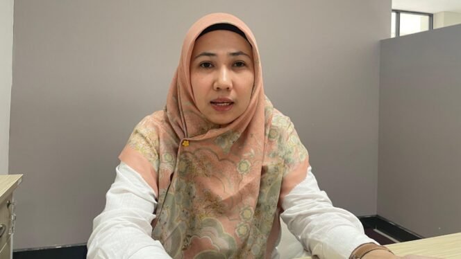 
					Noor Agustina, Penggerak Swadaya Masyarakat Bidang IV Dinas Pemberdayaan Masyarakat dan Pemerintahan Desa (DPMPD) Kaltim/FASENEWS.ID
