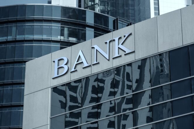 
					Potret Gedung Bank/IST