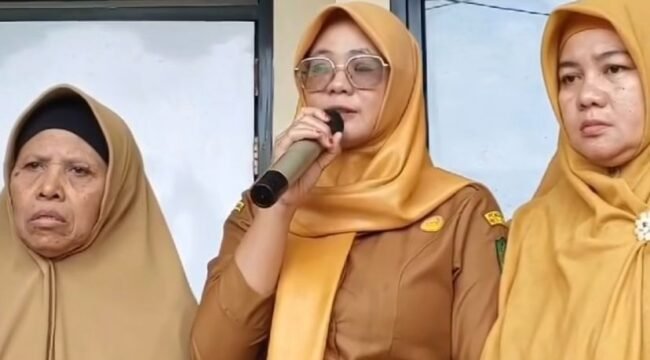 Febrini, Waka Kurikulum SMAN 1 Mempawah mengungkapkan permohonan maaf kepada para siswa atas kelalaiannya dalam menginput data yang membuat siswa tidak bisa mengikuti SNBP 2024/2025 (Foto: Instagram @kotamempawah)