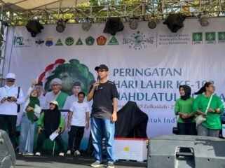 Ketua DPRD Samarinda, Helmi Abdullah saat memberikan sambutannya di acara Harla ke-102 PCNU. (Foto : Ist)