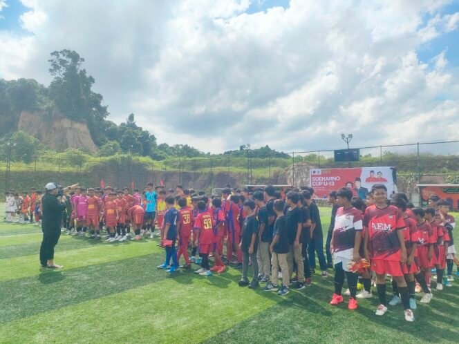 
					Suasana Soekarno Cup U-13 PDI Perjuangan Kaltim