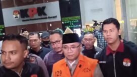 Komisi Pemberantasan Korupsi (KPK) resmi menahan Mantan Menteri Agama Yaqut Cholil Qoumas