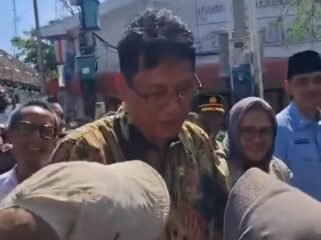 Moment saat Mengkeu Purbaya Dihadang Ibu-ibu Minta Hentikan program MBG 
