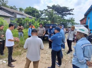 Anggota Komisi I DPRD Kota Samarinda, Ronal Stephen Lonteng, saat tinjau lokasi