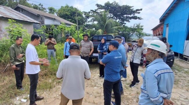 Anggota Komisi I DPRD Kota Samarinda, Ronal Stephen Lonteng, saat tinjau lokasi