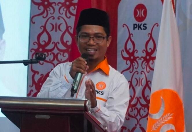 
					Anggota Komisi IV DPRD Samarinda, Ismail Latisi