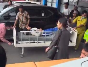 Siswa yang keracunan diduga usai santap Makanan Bergizi Gratis (MBG) dievakuasi kerumah sakit untuk melakukan perawatan (ist)