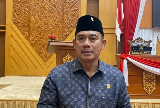 
					Wakil Ketua II DPRD Samarinda, Ahmad Vananzda
